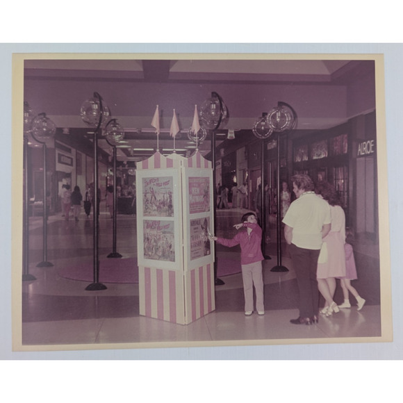 The Wonderful World Of the Circus Ephemera Photos Brochure Negatives Lot - Picture 9 of 14